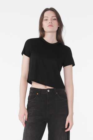 BELLA+CANVAS ® Women's Flowy Cropped Tee BC8882 — Black