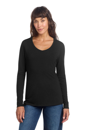 District ® Women's Perfect Tri ® Long Sleeve V-Neck Tee DT135 — Black